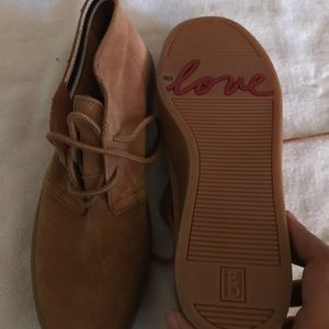 Ellen Degeneres Dax Chukka